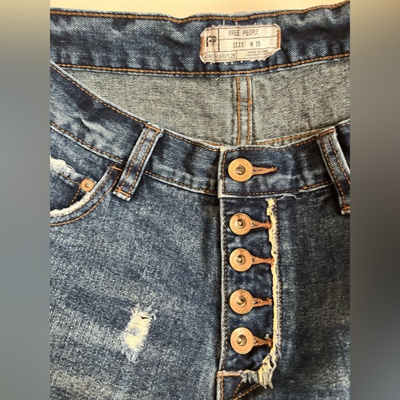 FP ✨NWOT Runaway Low-Rise Button-Fly Cutoff Shorts - Picture 11 of 13